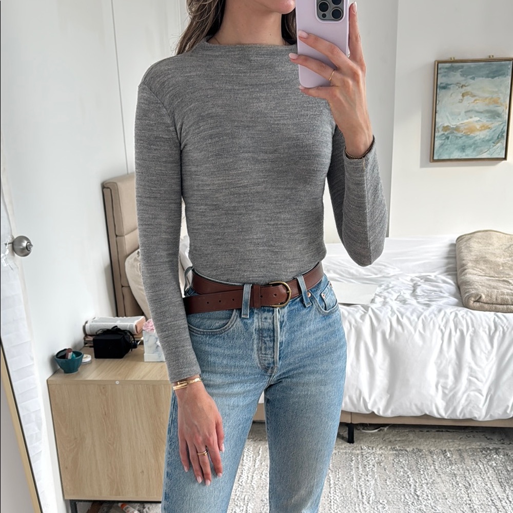Vince Gray Fitted Ribbed Long Sleeve Tee